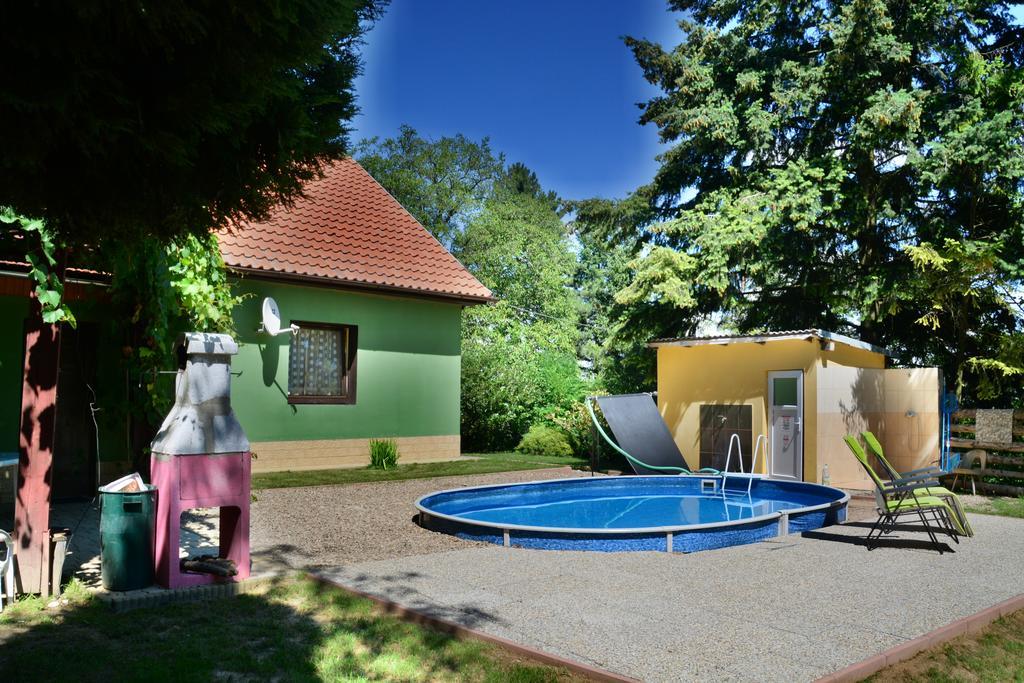 Вилла Areal Hradisek Klobouky u Brna Экстерьер фото